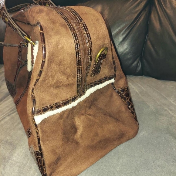 NWOT BATH & BODYWORKS XL BROWN OVERNIGHT BAG - Picture 10 of 16